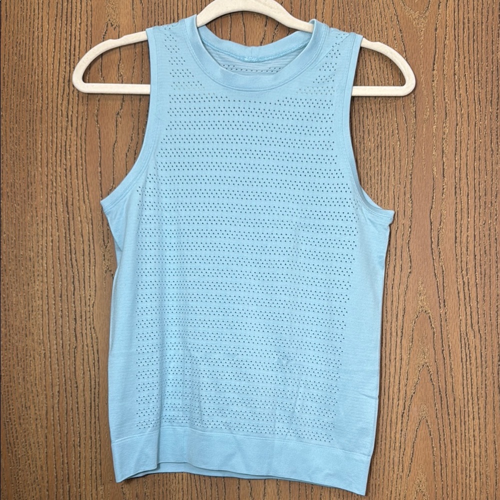 Lululemon Breeze By Tank EUC PTP 16/16.5